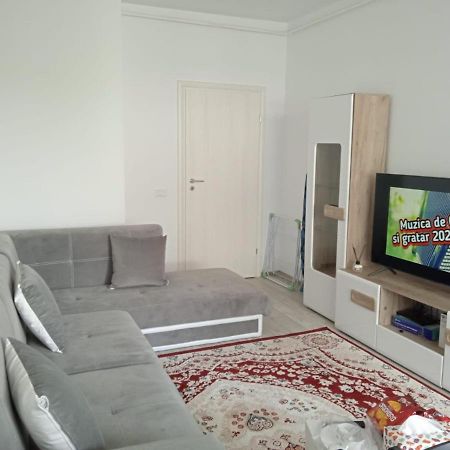 Deluxe 2 Bedroom Apartment With Balcony And Private Parking Bragadiru Екстериор снимка