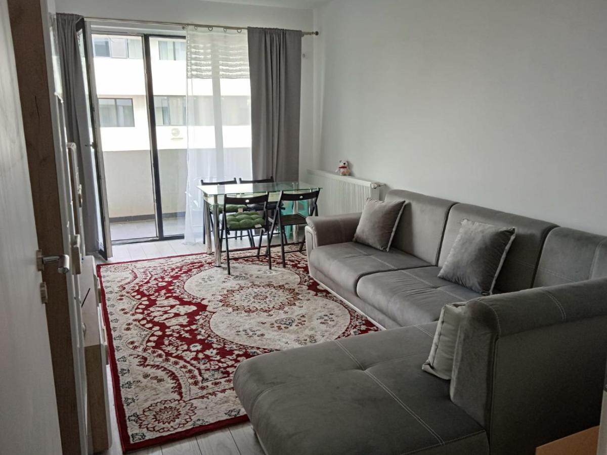 Deluxe 2 Bedroom Apartment With Balcony And Private Parking Bragadiru Екстериор снимка